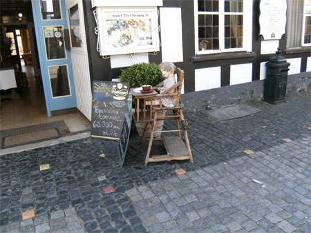 Alter Kinder-Hochstuhl in  Tecklenburg