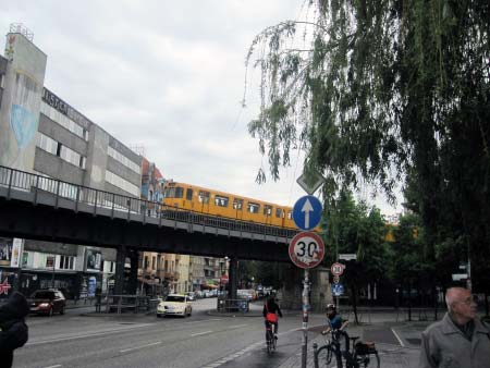 Hochbahn in Kreuzberg