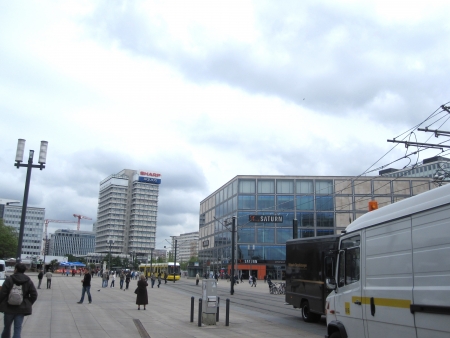 border="1"Alexanderplatz