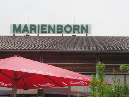 border="1"Autobahn-Raststätte Marienborn