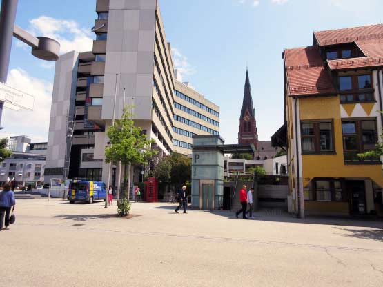 Rathaus und Pauluskirche