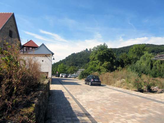 Klingenmünster mit Burg Landeck