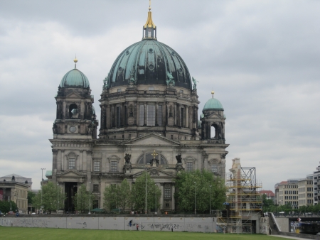  border="1" Schlossplatz, Dom