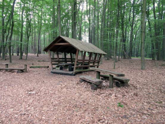 Schutzhütte an den Steinen